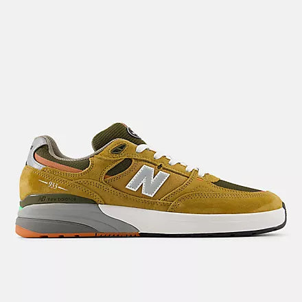 New Balance NM933NMO