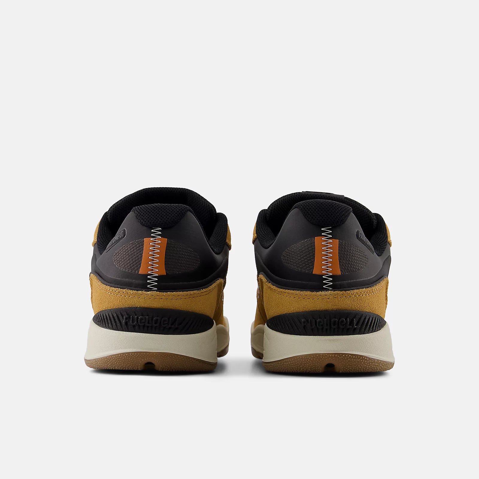 New Balance NM1010LV