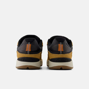 New Balance NM1010LV